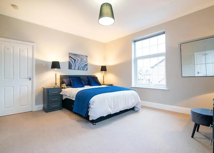 Modern Living 2 Bedroom Apartment South Wilmslow