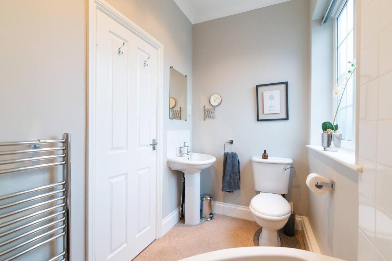 Apartment Modern Living 2 Bedroom South Wilmslow