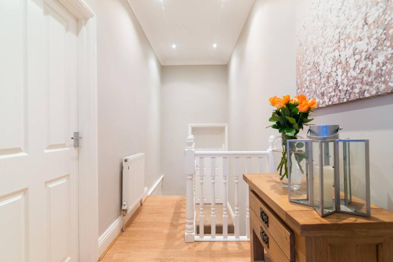 Apartment Modern Living 2 Bedroom South Wilmslow